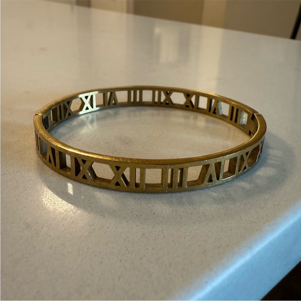 Gold Roman Numeral Bangle Bracelet